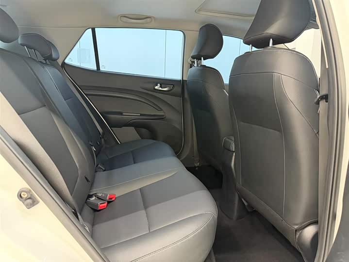 Kia KX1 2021 2021款 1.4L CVT天窗款