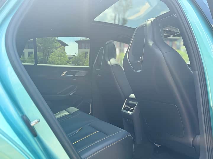 Hongqi H6 2023 2023款 2.0T 致尚版