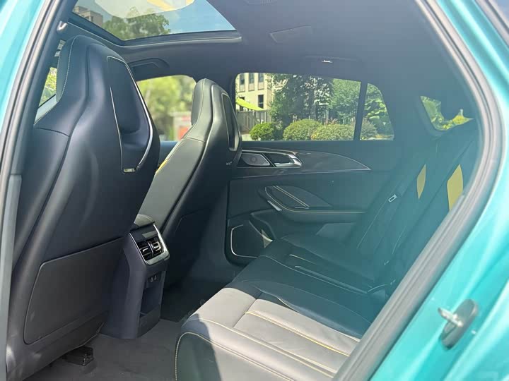 Hongqi H6 2023 2023款 2.0T 致尚版