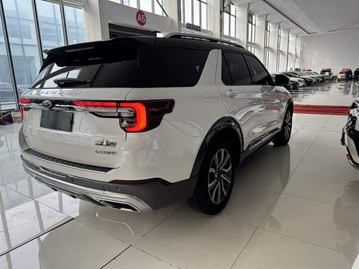 Ford Explorer 2023 2023款 EcoBoost 285 四驱钛金版 6座
