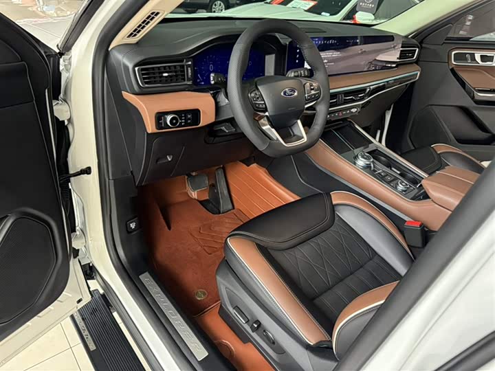 Ford Explorer 2023 2023款 EcoBoost 285 四驱钛金版 6座