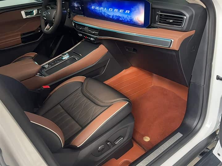 Ford Explorer 2023 2023款 EcoBoost 285 四驱钛金版 6座