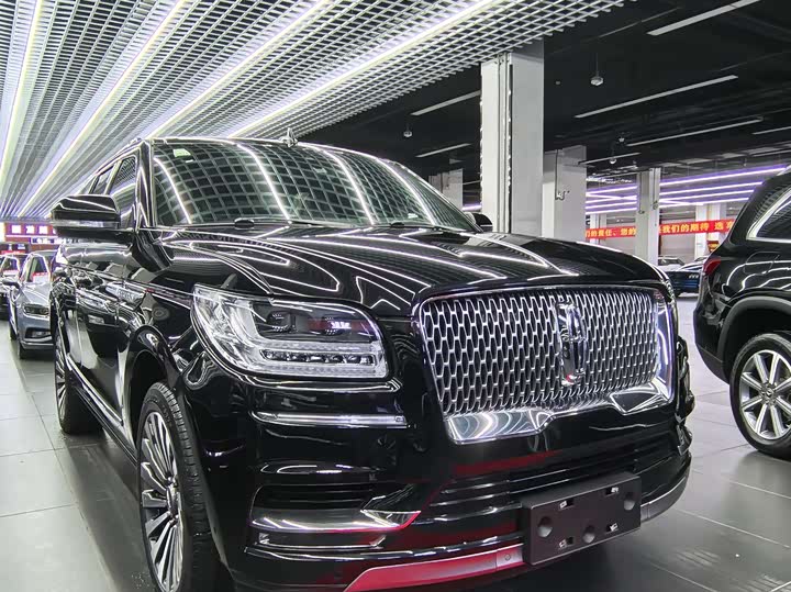 Lincoln Navigator 2022 2022款 3.5T 尊耀版