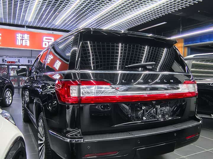 Lincoln Navigator 2022 2022款 3.5T 尊耀版