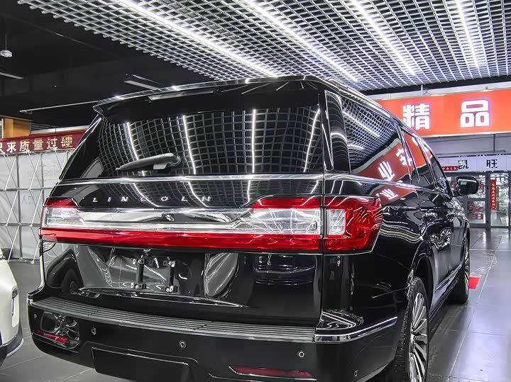 Lincoln Navigator 2022 2022款 3.5T 尊耀版