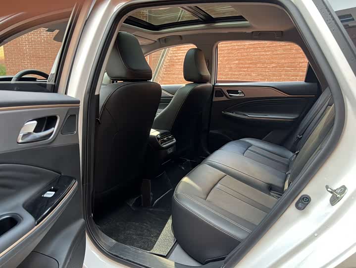 GAC Aion S Plus 2025 2025款 出行版 52.998kWh