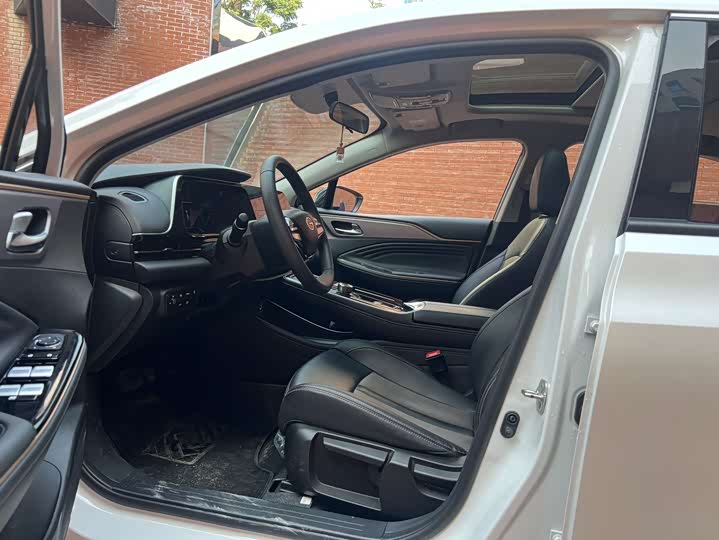 GAC Aion S Plus 2025 2025款 出行版 52.998kWh