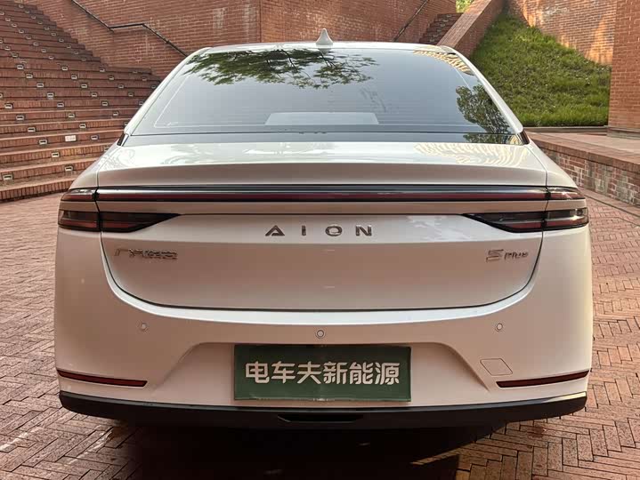 GAC Aion S Plus 2025 2025款 出行版 52.998kWh