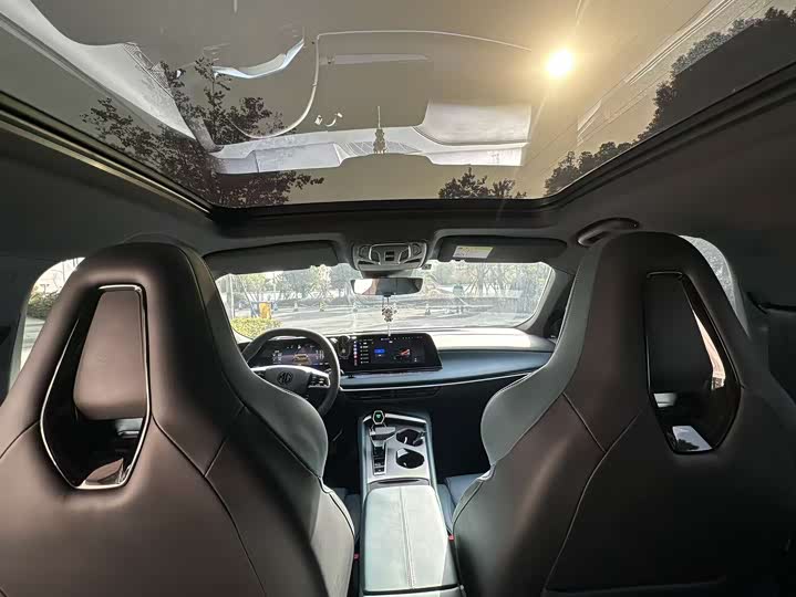 MG Motor 7 2025 2025款 2.0T Trophy+ 超级运动版