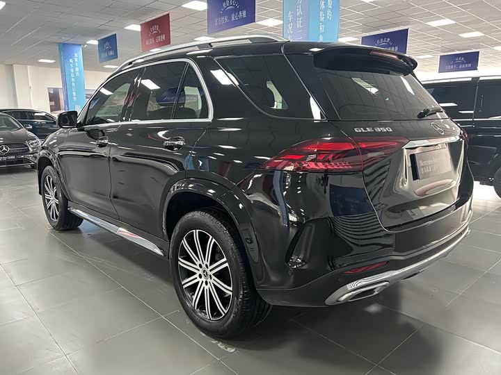 Mercedes-Benz GLE-Class 2025 2025款 GLE 350 4MATIC 时尚型