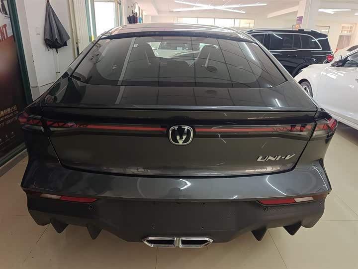 Changan UNI-V Hybrid 2024 2024款 蓝鲸智电iDD 136km 智酷型