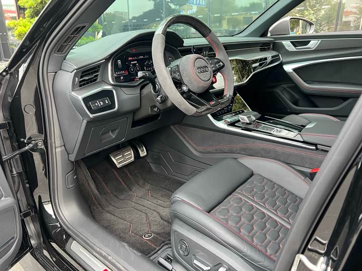 Audi RS 6 2024 2024款 RS 6 4.0T Avant performance