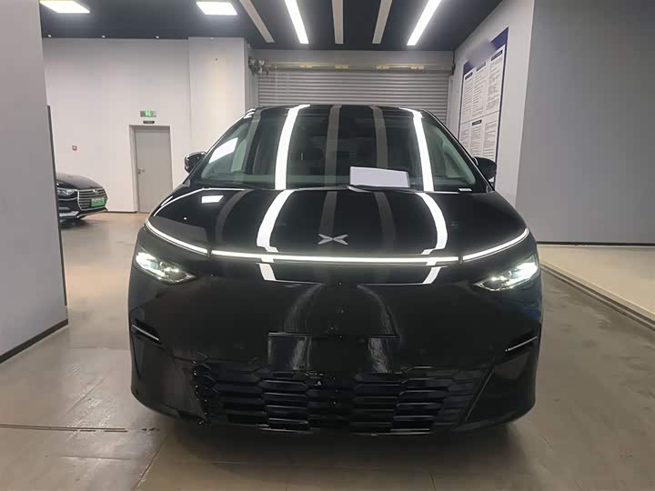 XPeng X9 2025 2025款 纯电 650长续航 Max