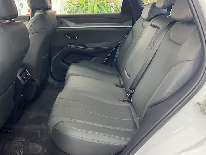 BYD Song Pro Hybrid 2025 2025款 第二代 智驾版 DM-i 75KM超越型