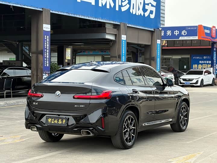 BMW X4 2022 2022款 xDrive 25i M运动套装