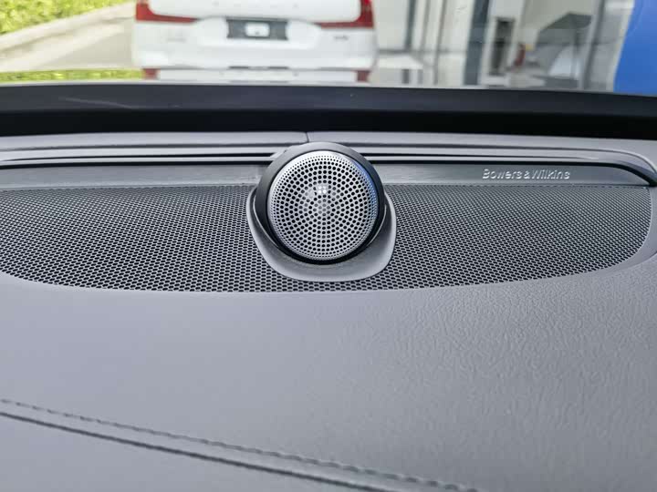 Volvo S90 Hybrid 2024 2024款 插电式混动 四驱长续航智雅豪华版