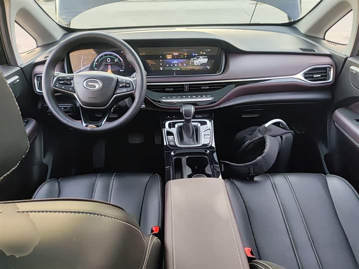 GAC Trumpchi M6 2023 2023款 PRO 270T DCT尊享版