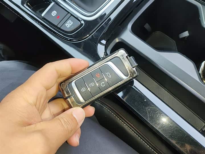 GAC Trumpchi M6 2023 2023款 PRO 270T DCT尊享版