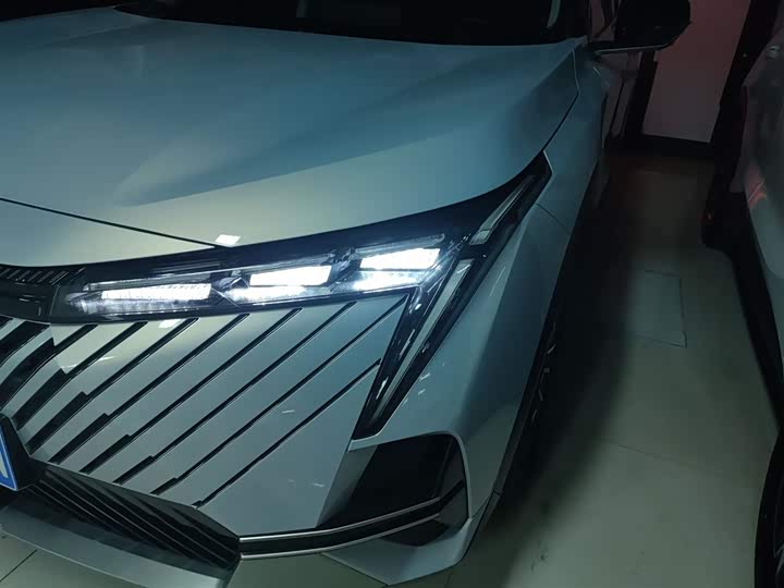 GAC Trumpchi Emkoo 2022 2022款 1.5T 超新星Pro版