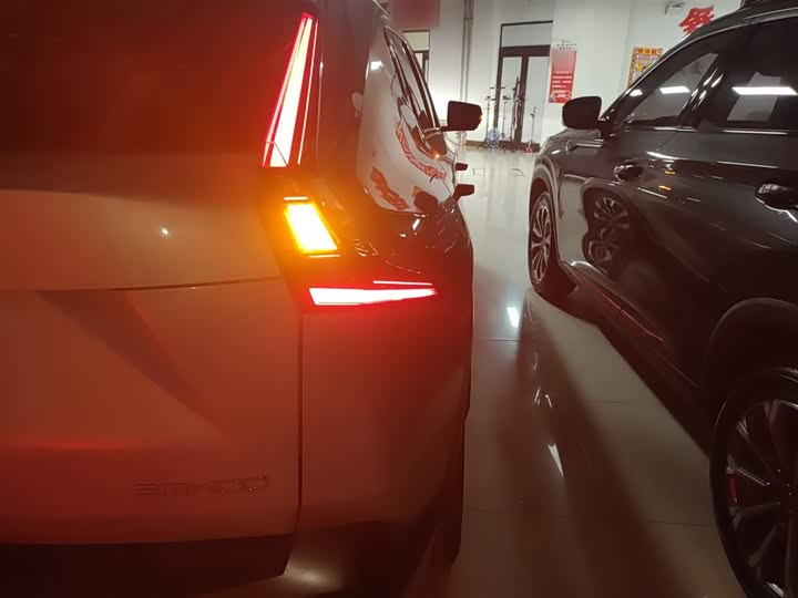 GAC Trumpchi Emkoo 2022 2022款 1.5T 超新星Pro版