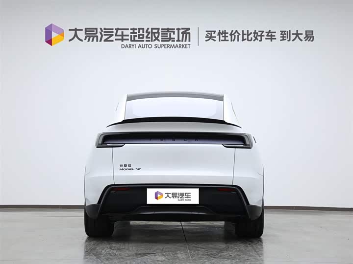 2025 Tesla Model Y