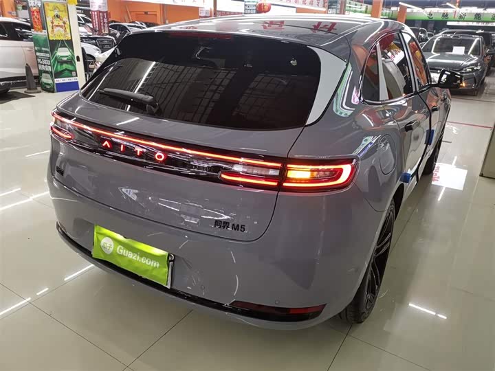 Aito M5 2025 2025款 增程 Ultra 四驱版
