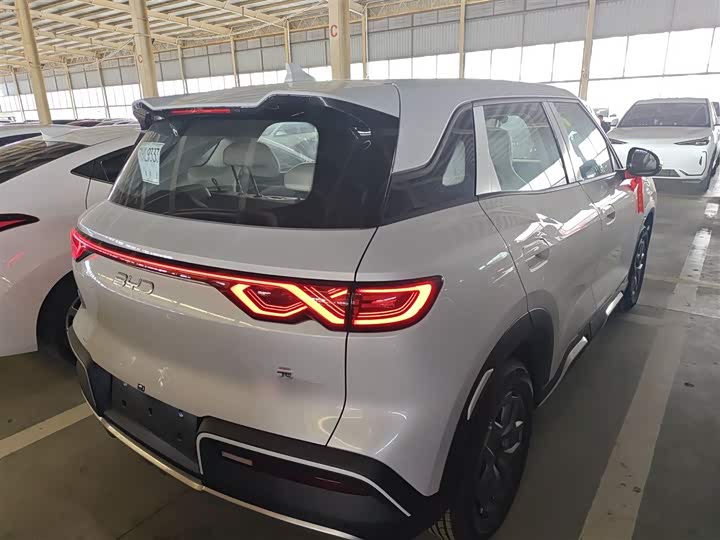BYD Yuan Up 2025 2025款 301KM 领航型