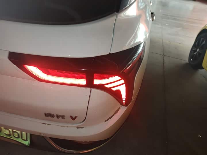 Hozon V 2022 2022款 潮 400 Lite