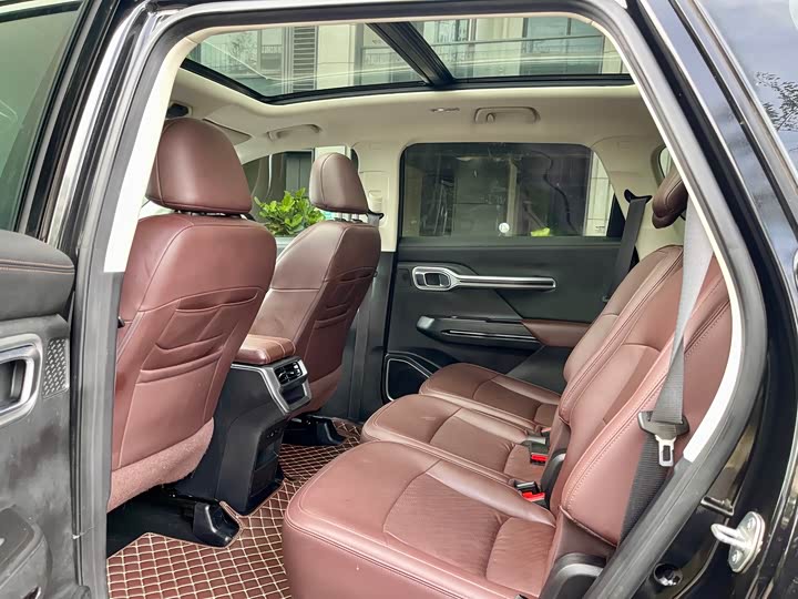 Geely Okavango 2022 2022款 1.8TD 自动舒适型 7座