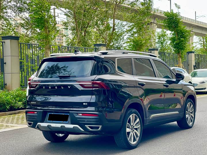 Geely Okavango 2022 2022款 1.8TD 自动舒适型 7座