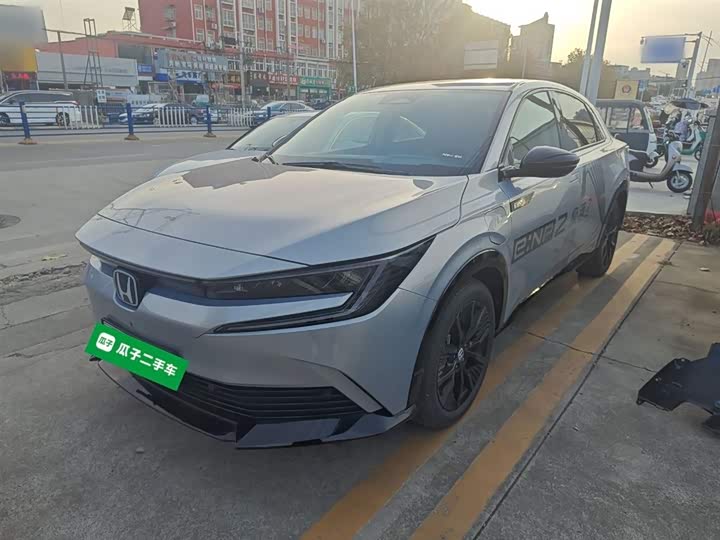 2024 Honda e:NP2