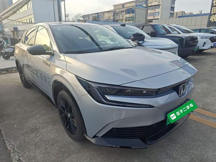 2024 Honda e:NP2