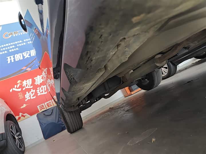 Geely Vision X6 2021 2021款 PRO 1.4T 自动尊贵型