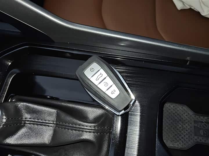 Geely Vision X6 2021 2021款 PRO 1.4T 自动尊贵型