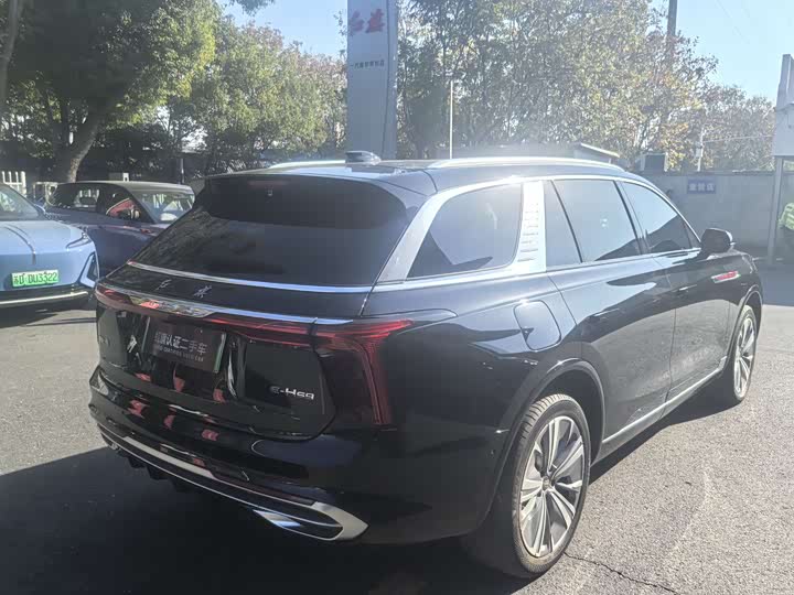 Hongqi E-HS9 2022 2022款 660km 旗畅版 六座