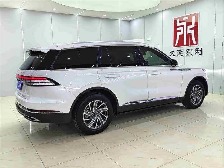 Lincoln Aviator 2023 2023款 3.0T V6 四驱尊享巡航版 六座