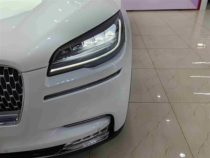 Lincoln Aviator 2023 2023款 3.0T V6 四驱尊享巡航版 六座