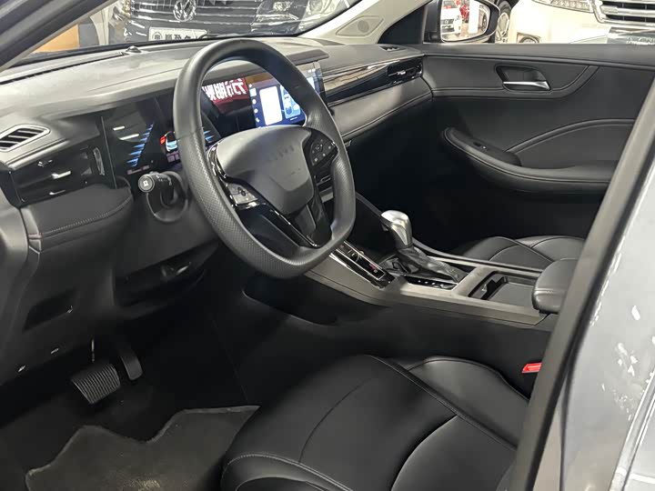 Roewe i5 2024 2024款 1.5L CVT尊荣版