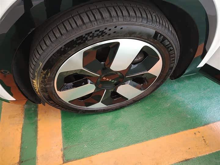 Zeekr Mix 2025 2025款 智驾版