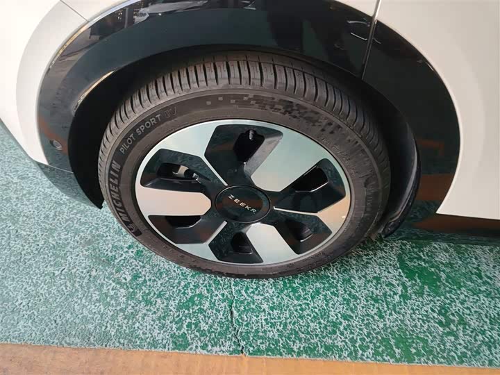 Zeekr Mix 2025 2025款 智驾版