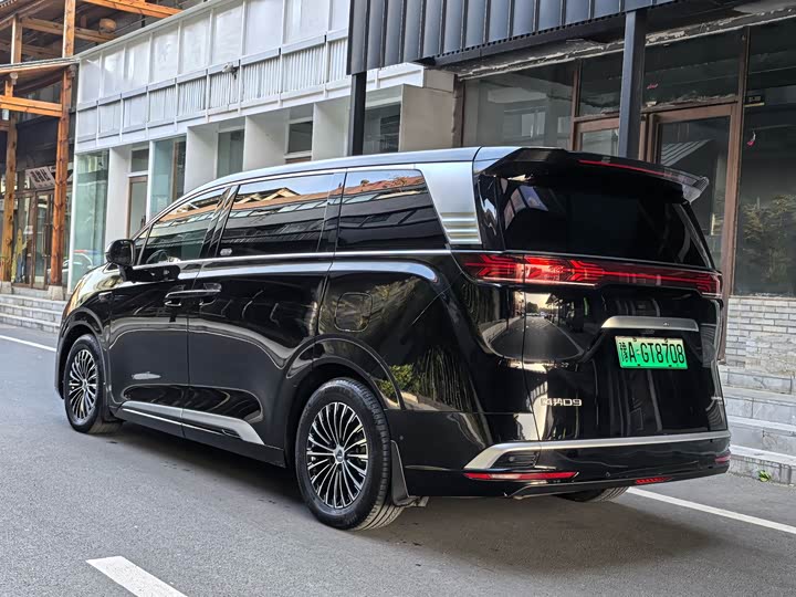 Denza D9 2025 2025款 DM-i 智驾版 1020 四驱尊荣型