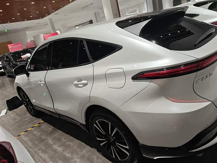 Toyota Venza 2023 2023款 2.0L CVT两驱尊贵版