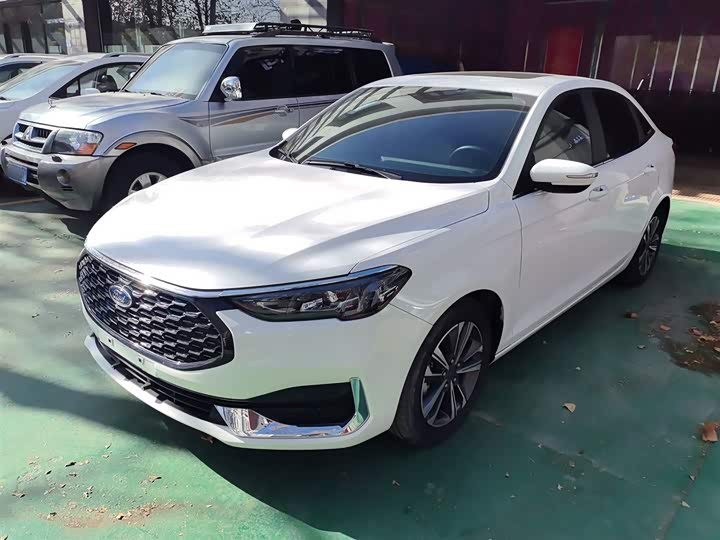 Ford Escort 2021 2021款 1.5L 自动钻石版