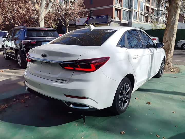 Ford Escort 2021 2021款 1.5L 自动钻石版