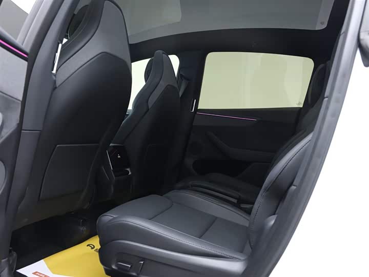Tesla Model Y 2025 2025款 长续航全轮驱动版