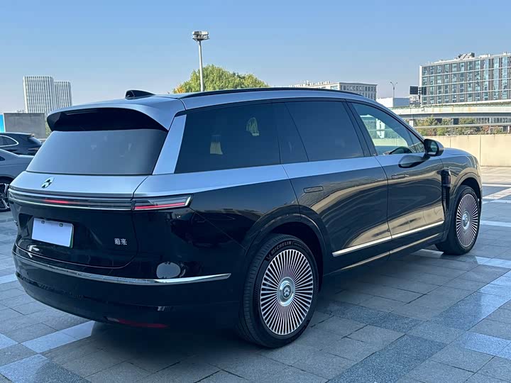 Nio ES8 2026 2026款 七座行政豪华版
