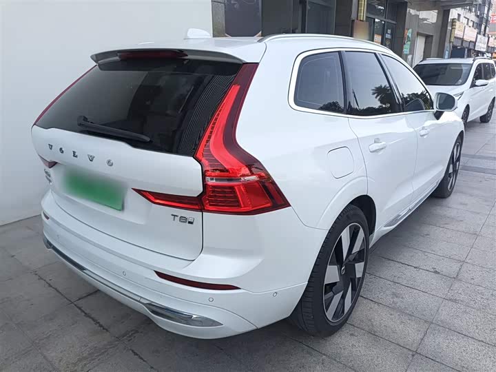 Volvo XC60 Hybrid 2025 2025款 插电式混动 长续航四驱智雅豪华版
