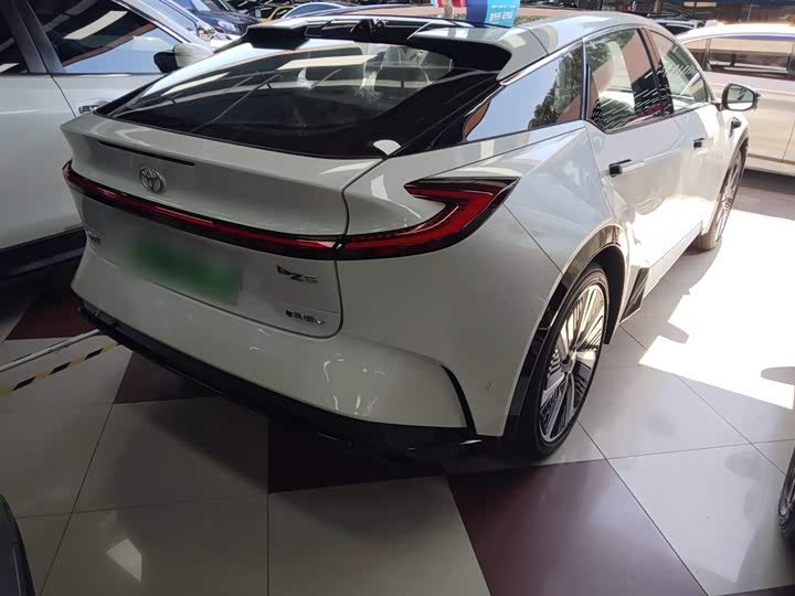 Toyota bZ5 2025 2025款 550 PRO智行版