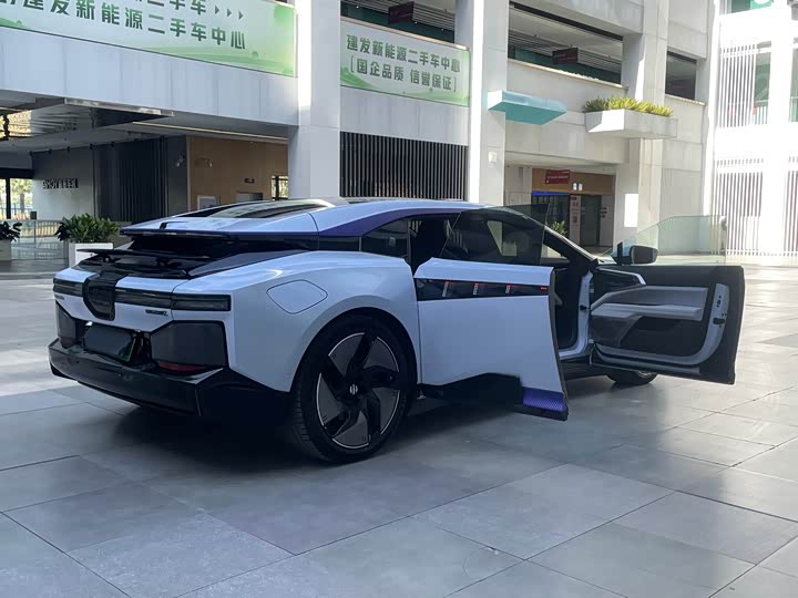 HiPhi Z 2023 2023款 五座版