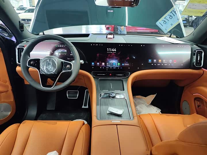 Aito M9 2025 2025款 增程 Ultra版 52kWh 6座版